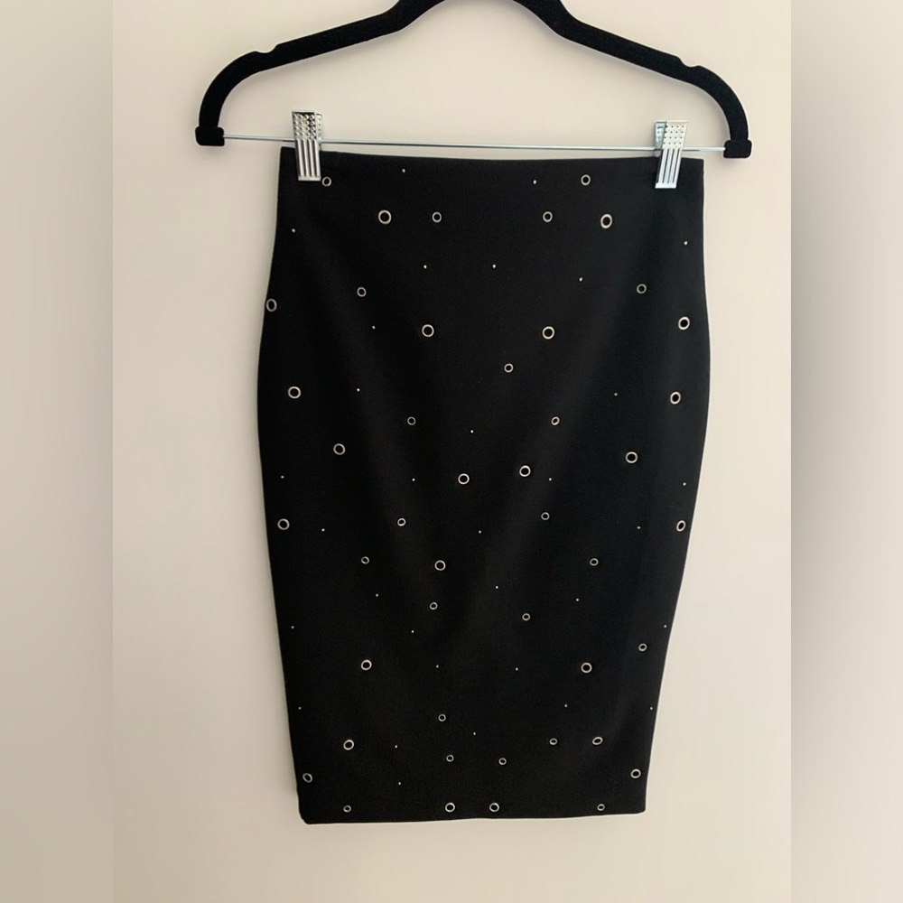 Elizabeth and James, Grommet Lima Skirt.